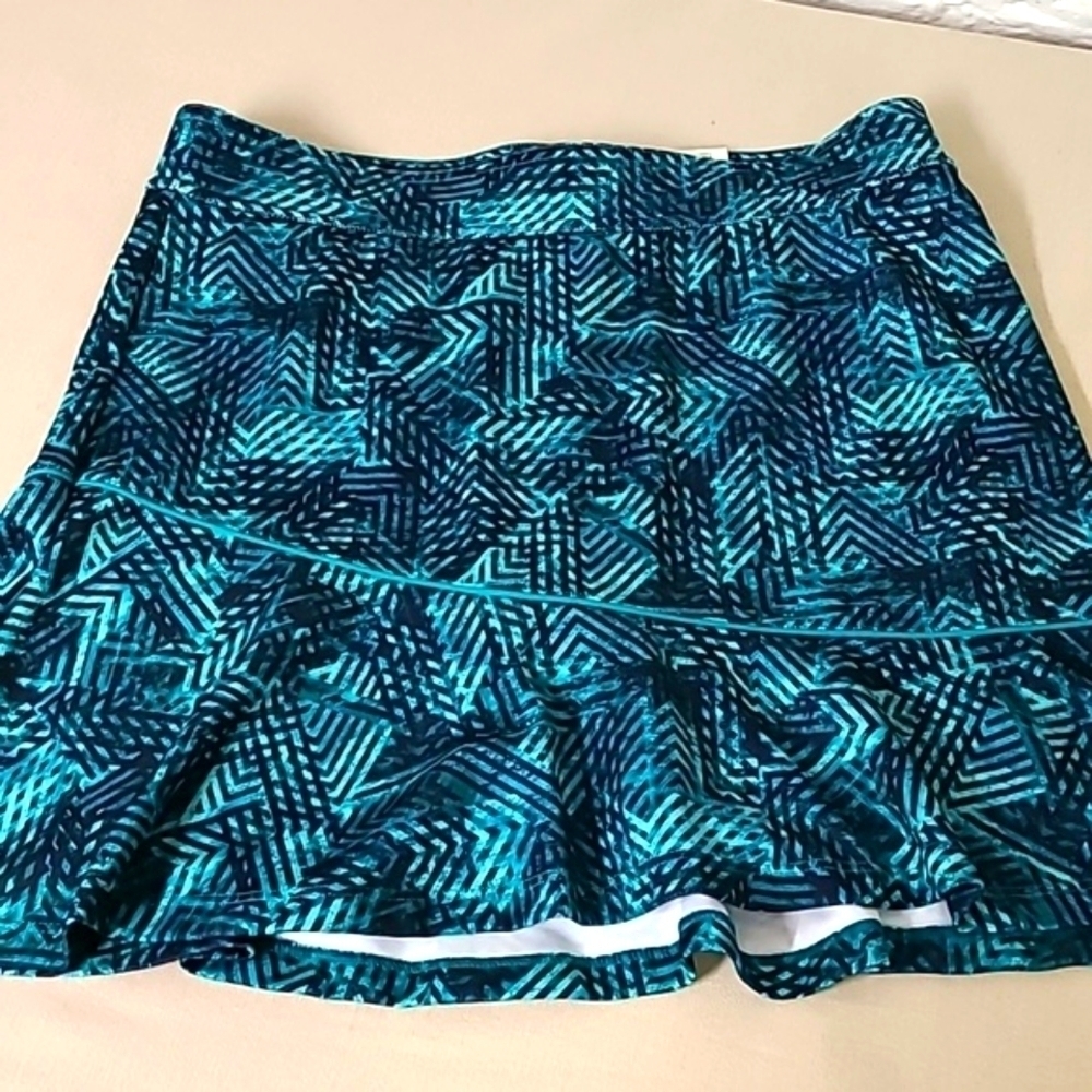 - Made for Life Active Skort NWT Size Small